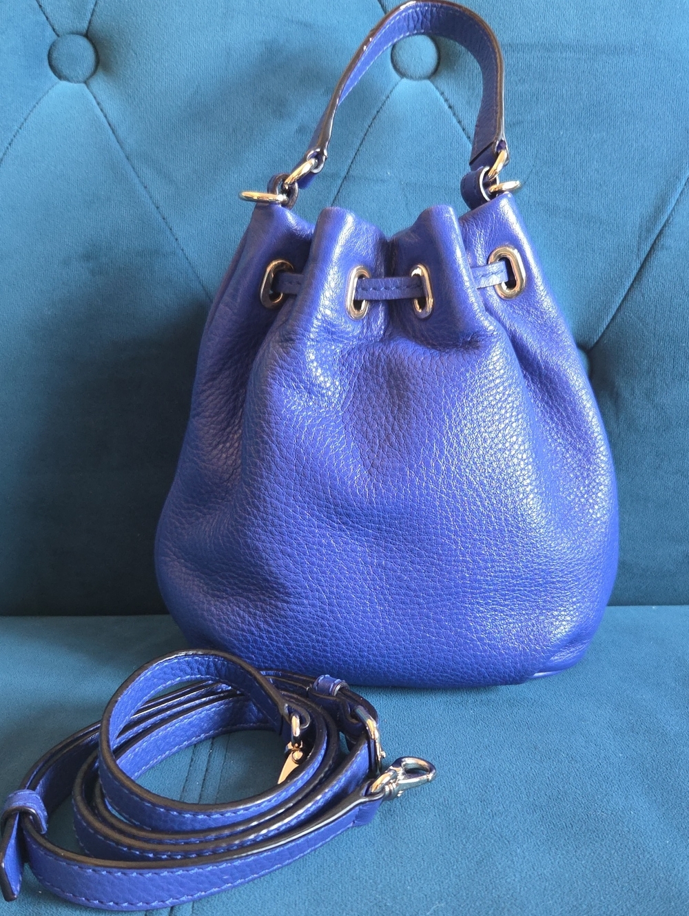 KATE SPADE Leather Bucket Bag - Picture 3 of 6
